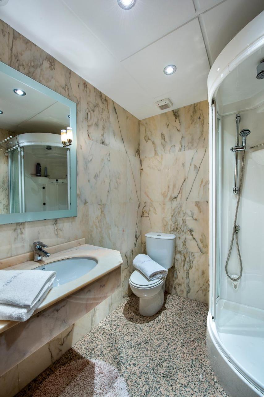 Genteel Home Bib Rambla グラナダ エクステリア 写真